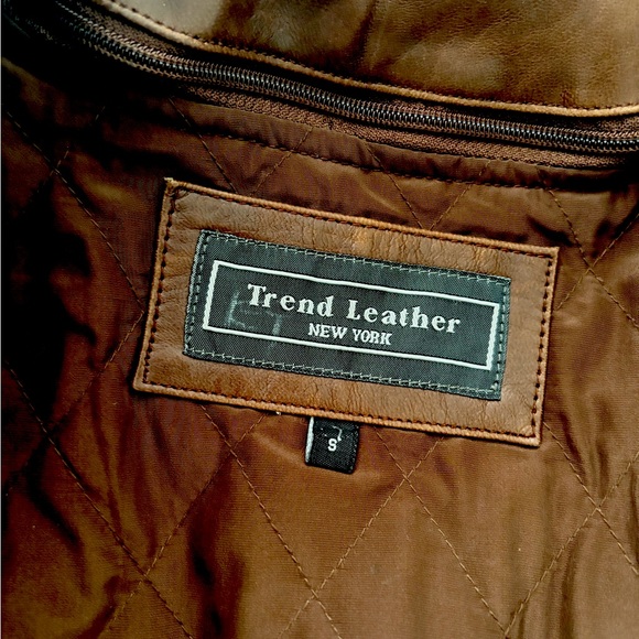 Classic Brown Leather Coat in size small - Picture 8 of 9